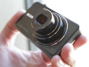 Sony tung ra máy ảnh chụp đêm với nhiều cải tiến